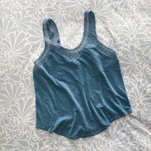 Crochet Detailed Tank in Teal